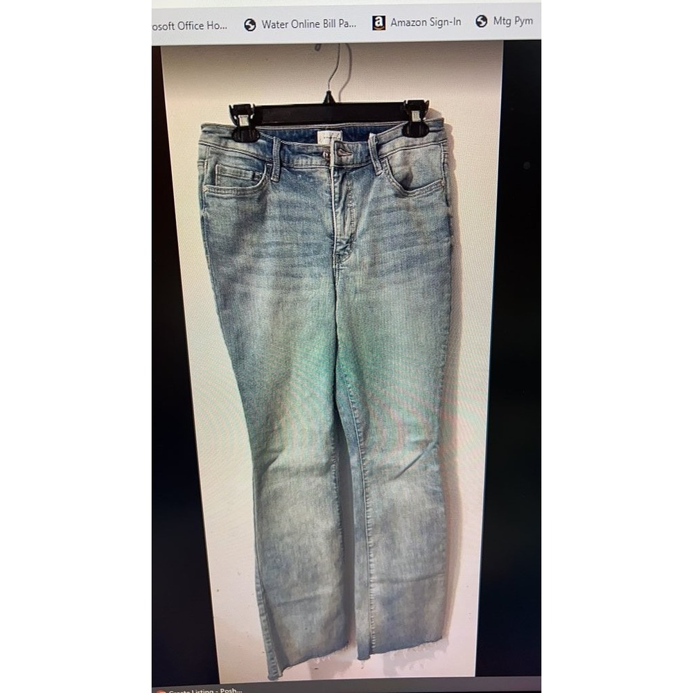 Wonderly Light Wash Straight Leg Jeans with Raw Hem